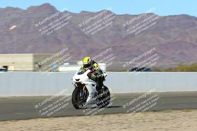 media/Jan-09-2022-SoCal Trackdays (Sun) [[2b1fec8404]]/Front Straight Speed Shots (1pm)/